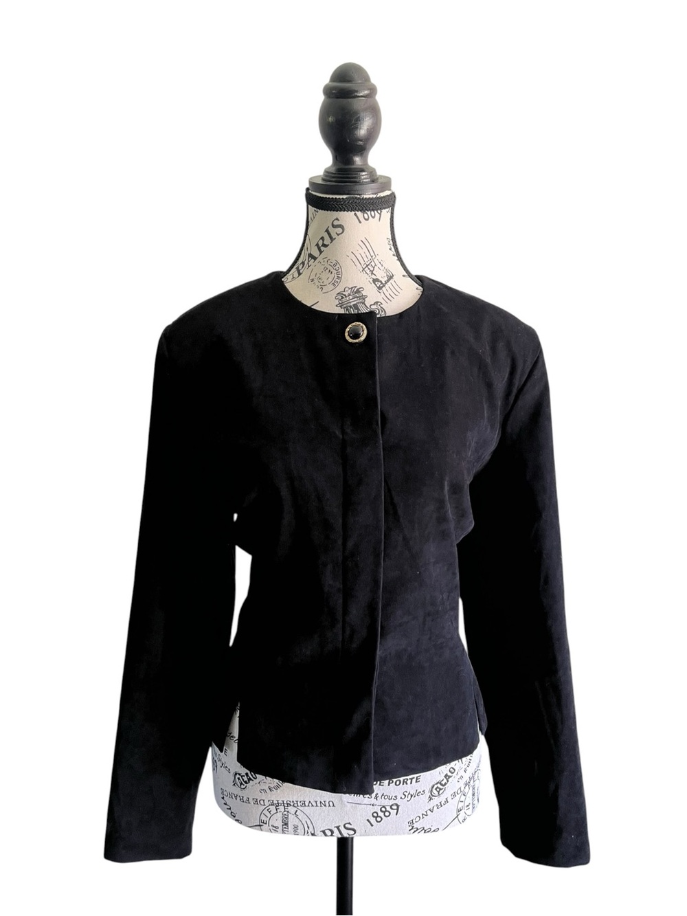 🇨🇦 Vintage Leslie Fay Petite Black Velvet Cropped Jacket Minimalist 90s Academia